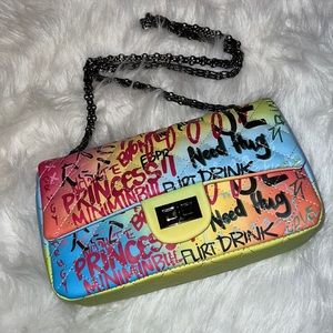 Graffiti Bag in Multi Color💖